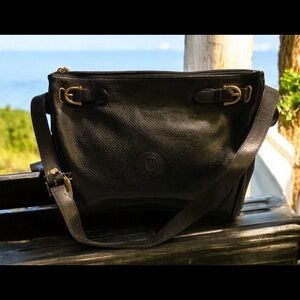 Liz Claiborne Black leather handbag gold-tone buckle hardware debossed logo VTG